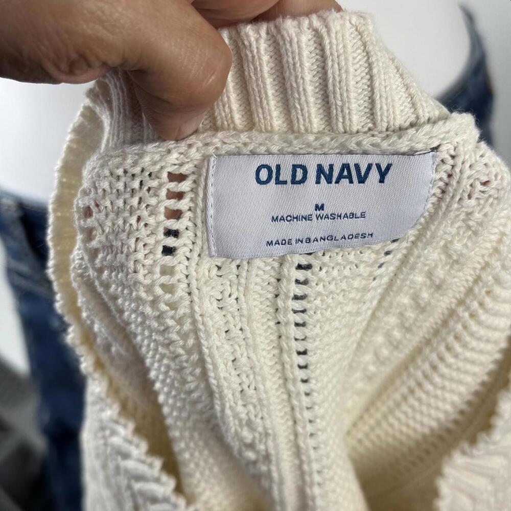 Cute‎ Old Navy Sweater Size S - Picture 5 of 5